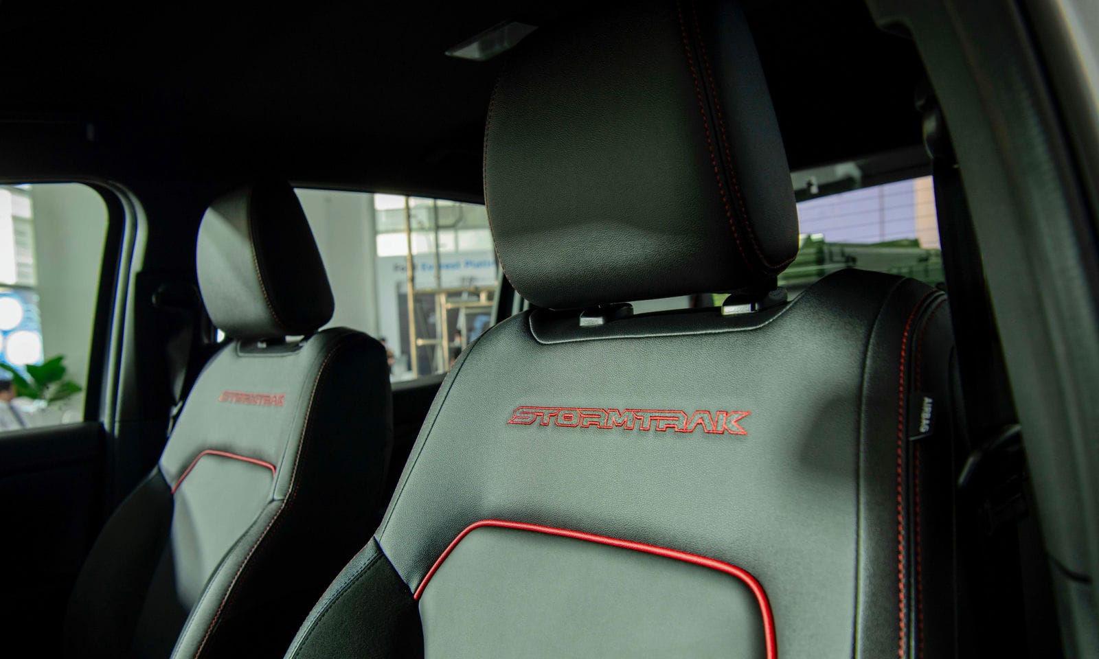 Ford Ranger Stormtrak ra mắt, giá 1,039 tỷ đồng 20 Ford Ranger Stormtrak ra mắt, giá 1,039 tỷ đồng ranger Stormtrak 3 Ford Ranger Stormtrak ra mắt, giá 1,039 tỷ đồng